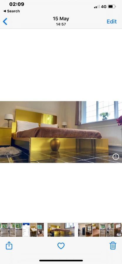 Waltham Abbey Private Property ภายนอก รูปภาพ